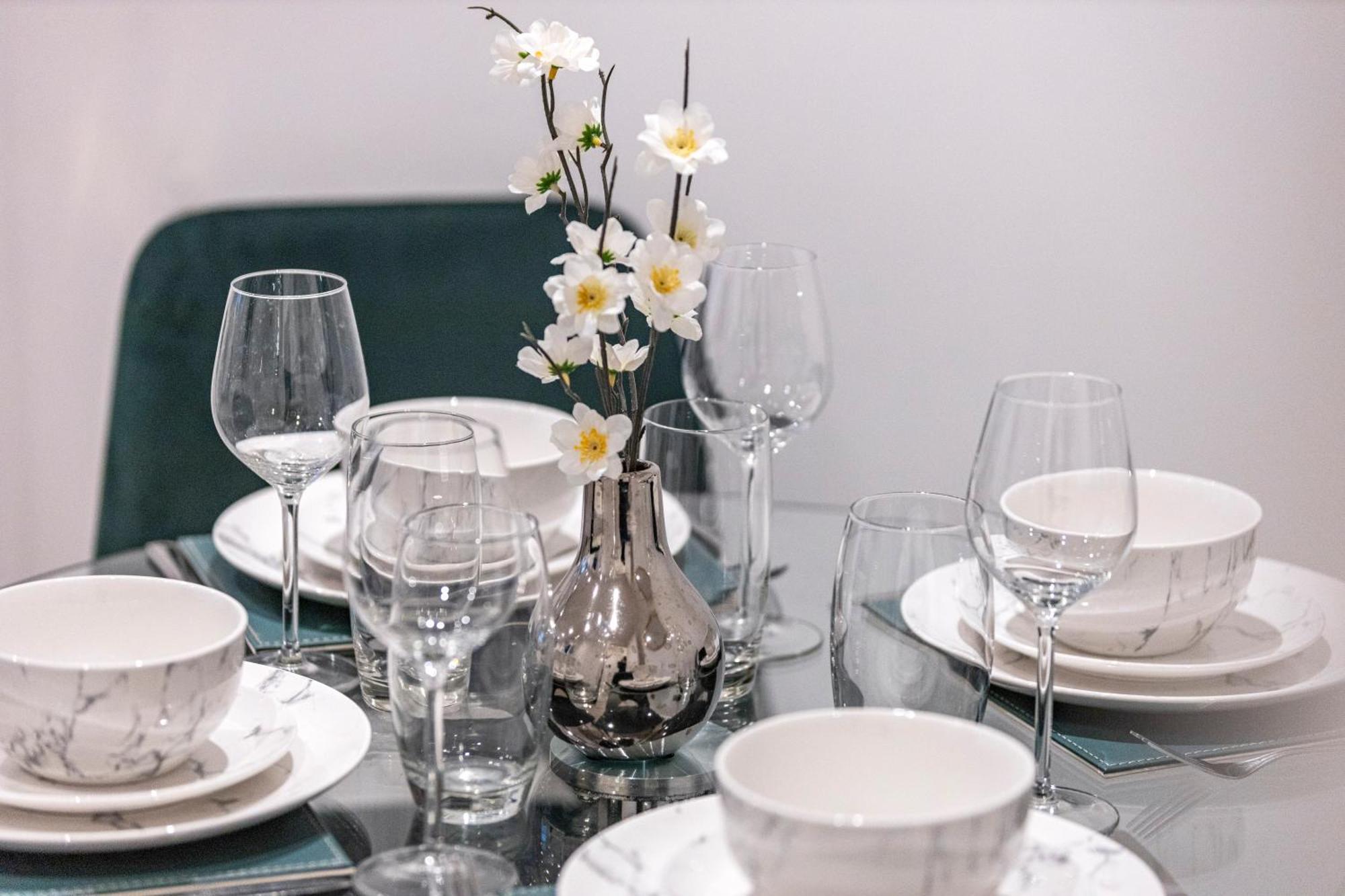 Spacious Luxury Apartment King Bed - Central Location Londra Exterior foto